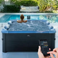 Miweba MSpa Oslo Sapphire Outdoor Whirlpool - Festwand-Spa mit App-Steuerung für 6 Personen, 160x160cm - UVC+ Wasserreinigung